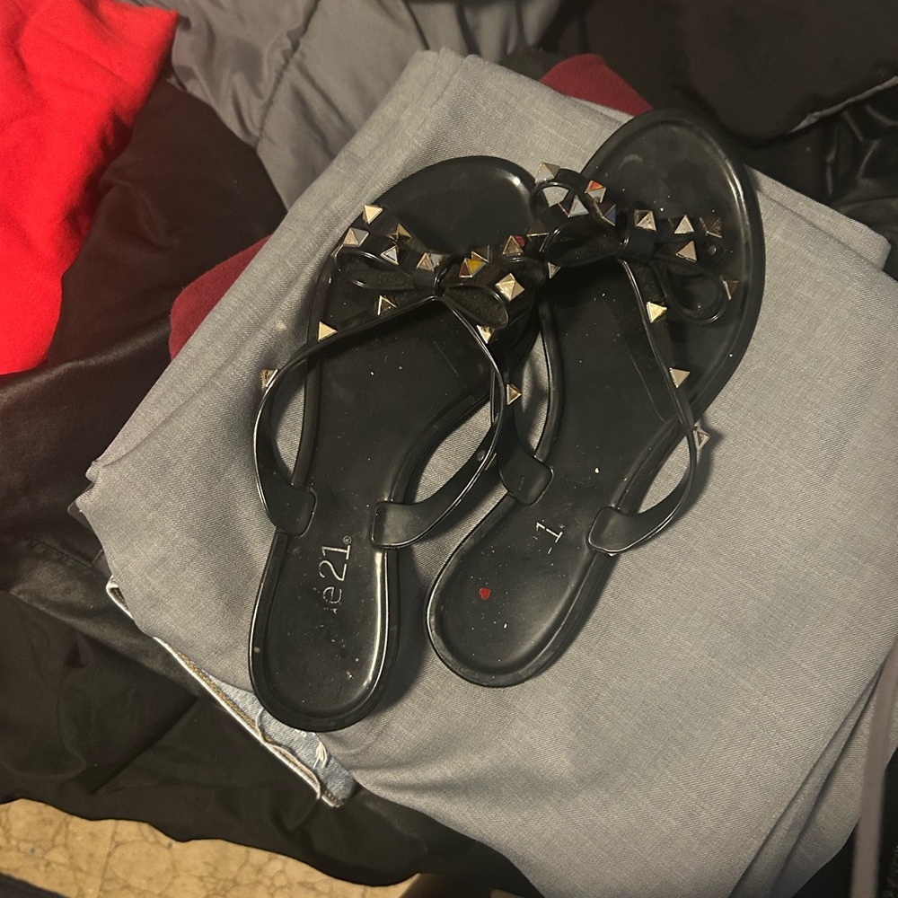 Rue21 Black Studded Bow Sandals